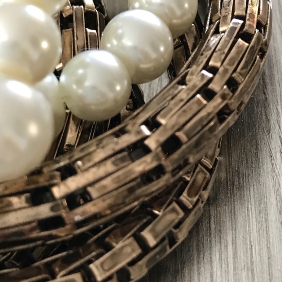 Bracelets - metal and faux pearl - Picture 2 of 2